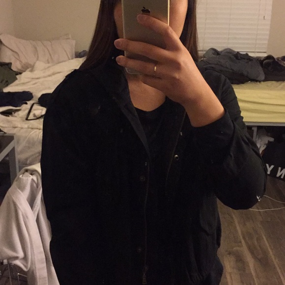 Brandy Melville Rain Jacket - Picture 1 of 6